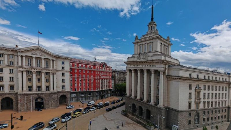 Тристранката бистри предложените промени в Кодекса на труда